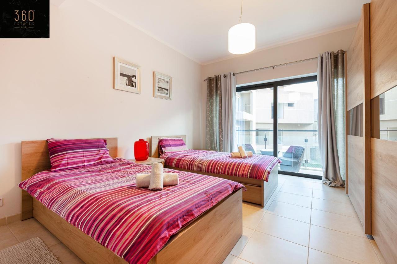 Pender Lux Complex - 3Br Unit With Private Parking By 360 Estates Apartman San Ġiljan Kültér fotó