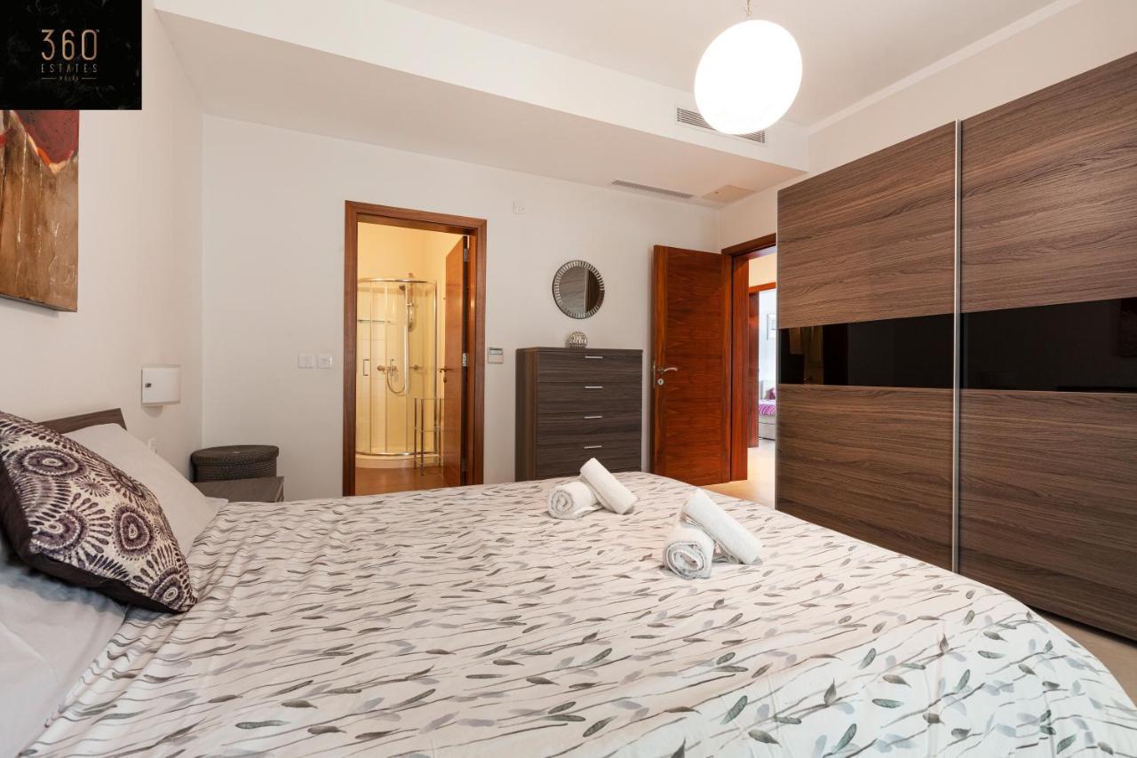 Pender Lux Complex - 3Br Unit With Private Parking By 360 Estates Apartman San Ġiljan Kültér fotó
