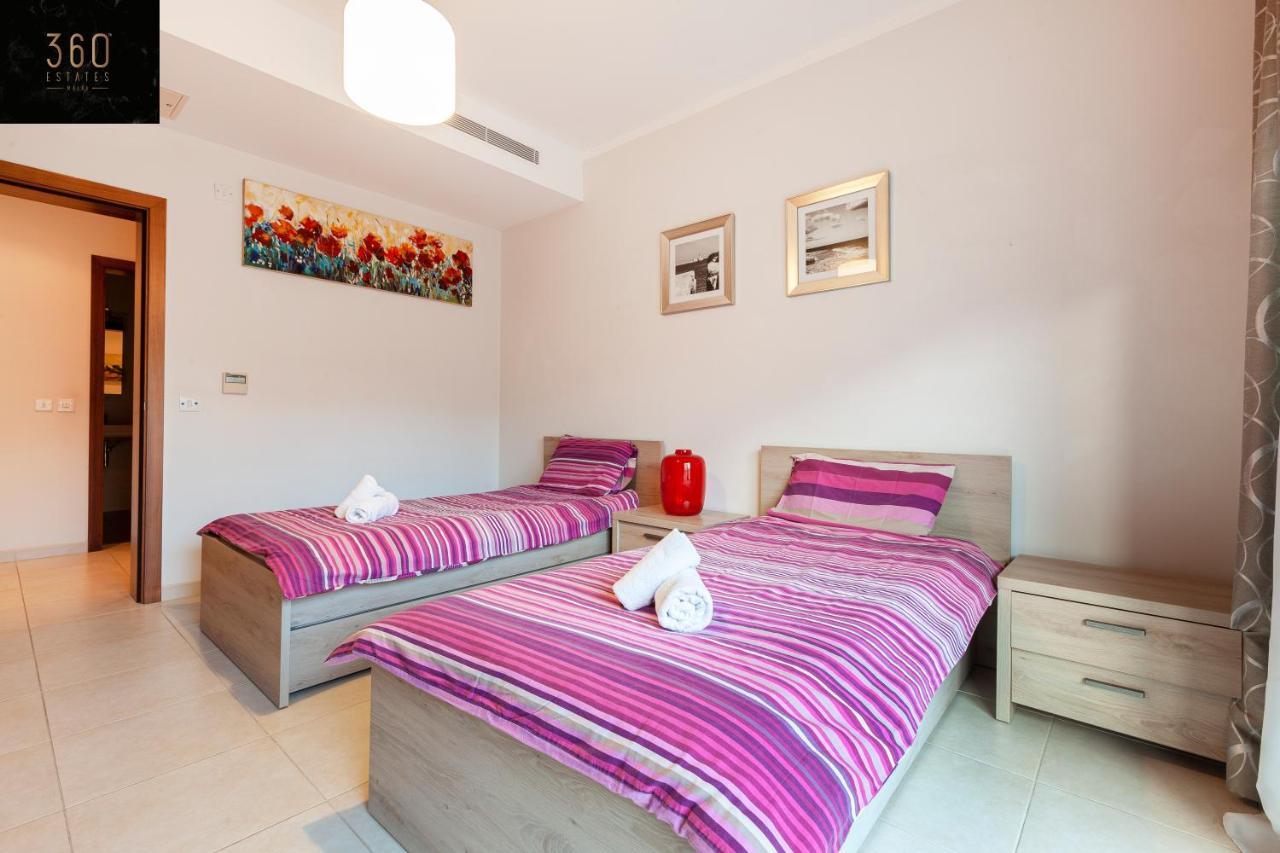Pender Lux Complex - 3Br Unit With Private Parking By 360 Estates Apartman San Ġiljan Kültér fotó